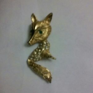 A vintage Fox Pin